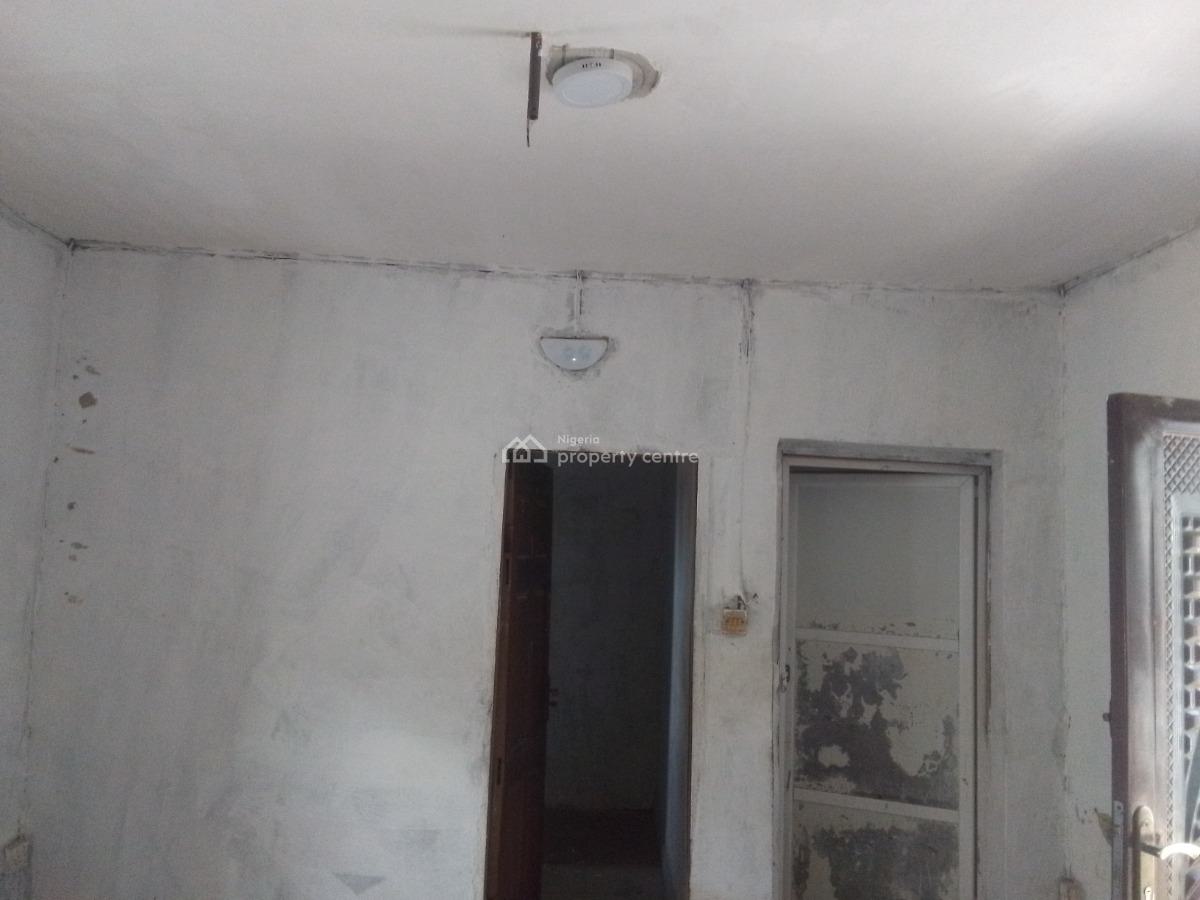 Spacious Luxury 1 Bedroom Flat with Excellent Features, Alasela Estate, Ogombo, Ajah, Lagos, Mini Flat (room and Parlour) for Rent