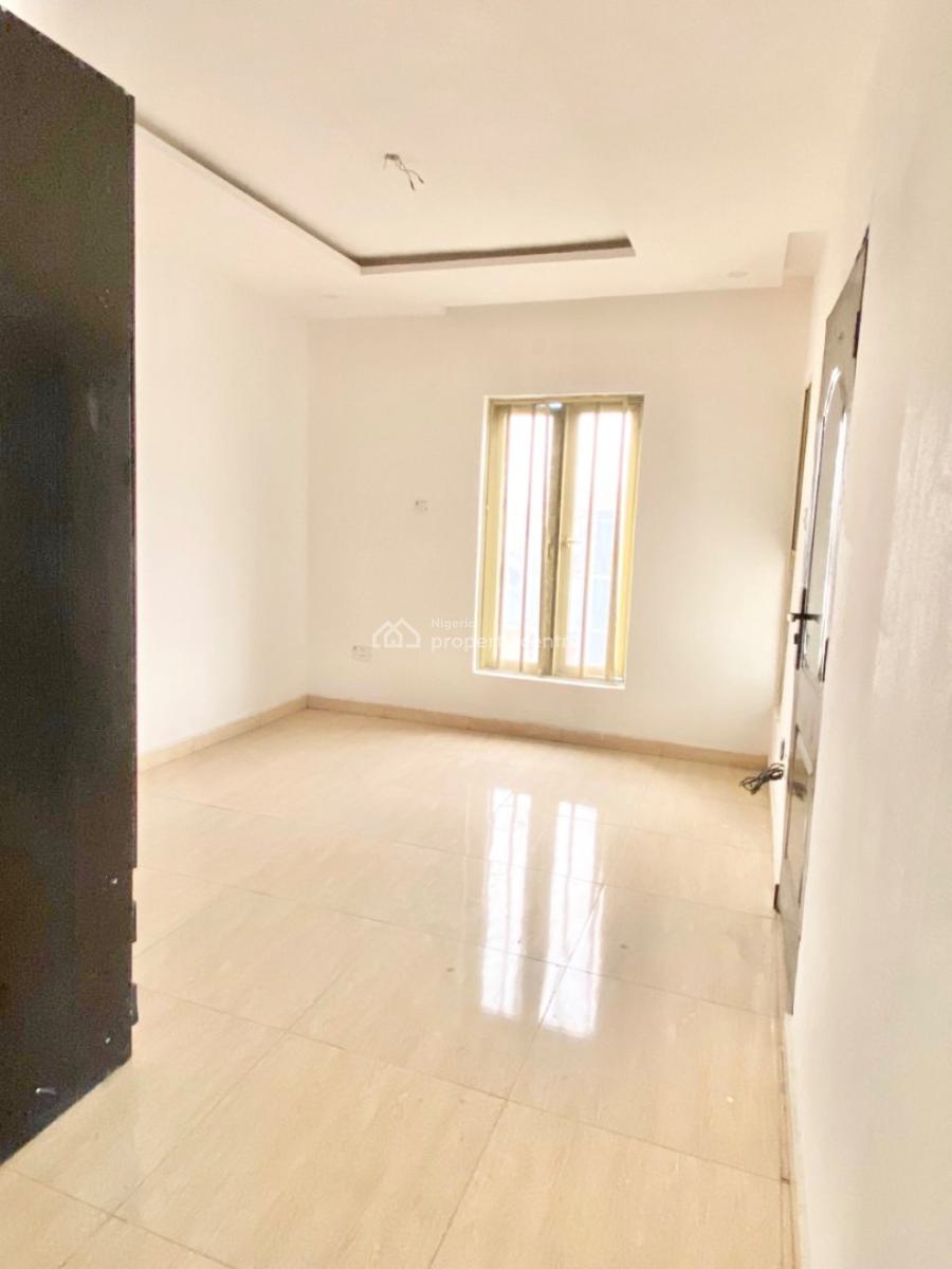 Well Built Serviced 3 Bedroom Penthouse with Bq, Ikate, Lekki, Lagos, Flat / Apartment for Rent