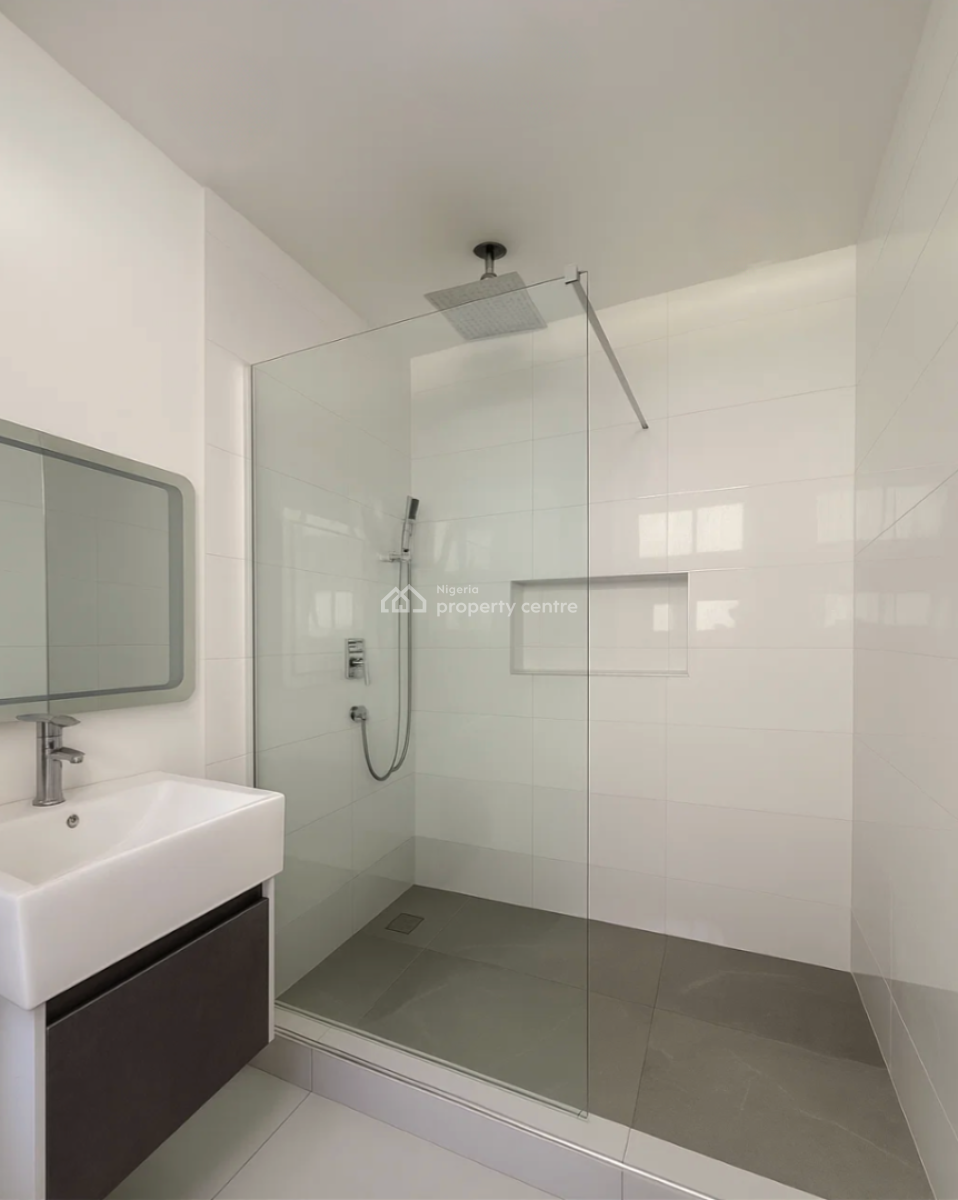 Deluxe 3 Bedroom Penthouse in a Serviced Court, Off Freedom Way, Lekki Phase 1, Lekki, Lagos, Flat / Apartment for Rent