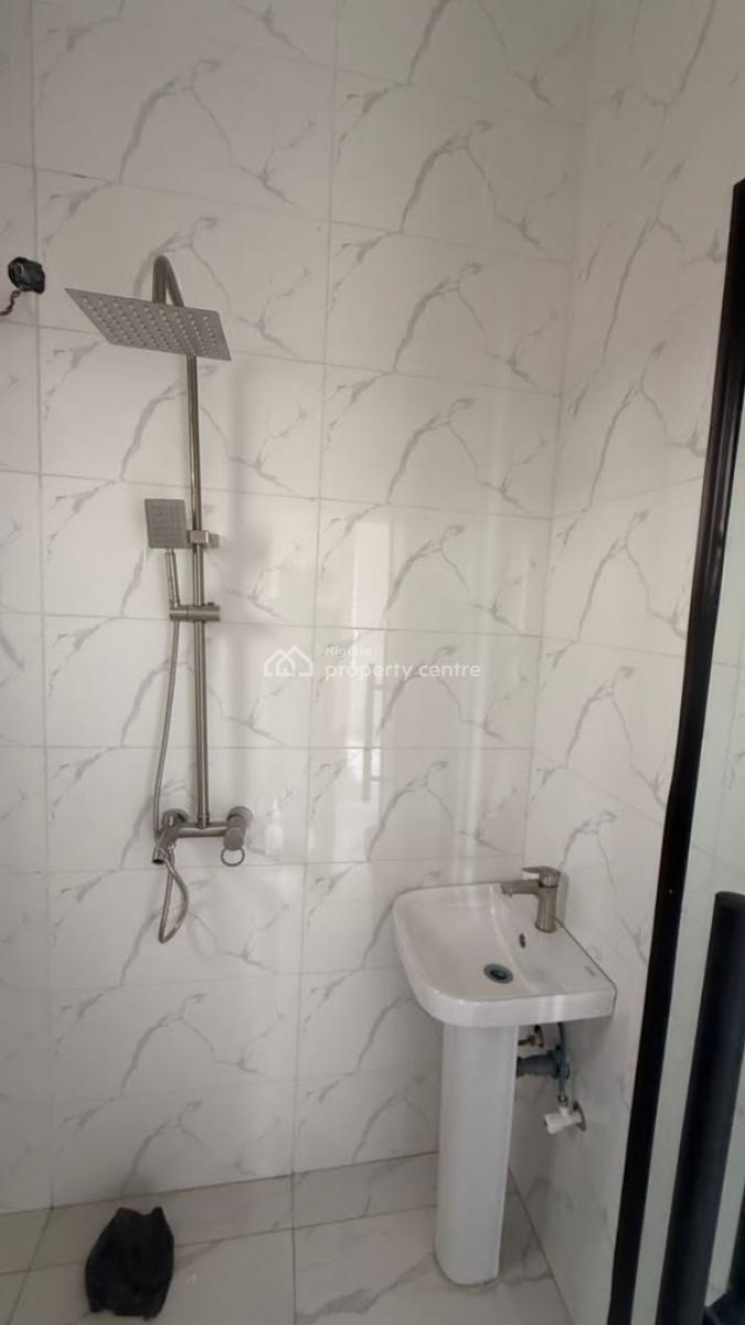 Lovely and Exotic 2 Bedroom All En-suit Flat, Sangotedo, Ajah, Lagos, Flat / Apartment for Rent