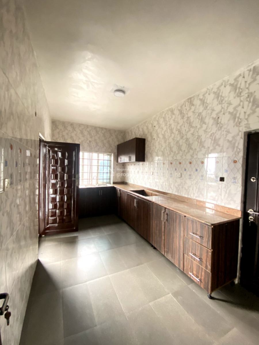 a Lovely 3-bedroom  Flat in a Secure Estate, Osapa London, Lekki, Lagos, Flat / Apartment for Rent