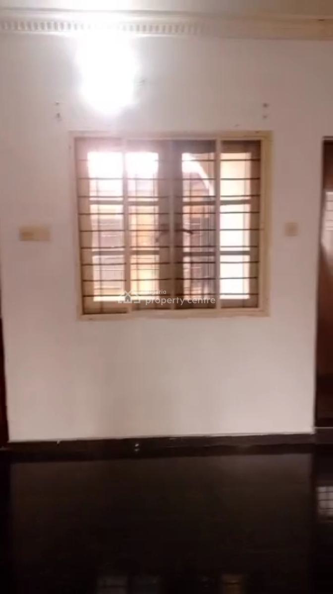 Standard 3 Bedroom Flat  Upstairs Pop with Car Park Kitchen, Off Pedro Street, Iwaya, Yaba, Lagos, Flat / Apartment for Rent