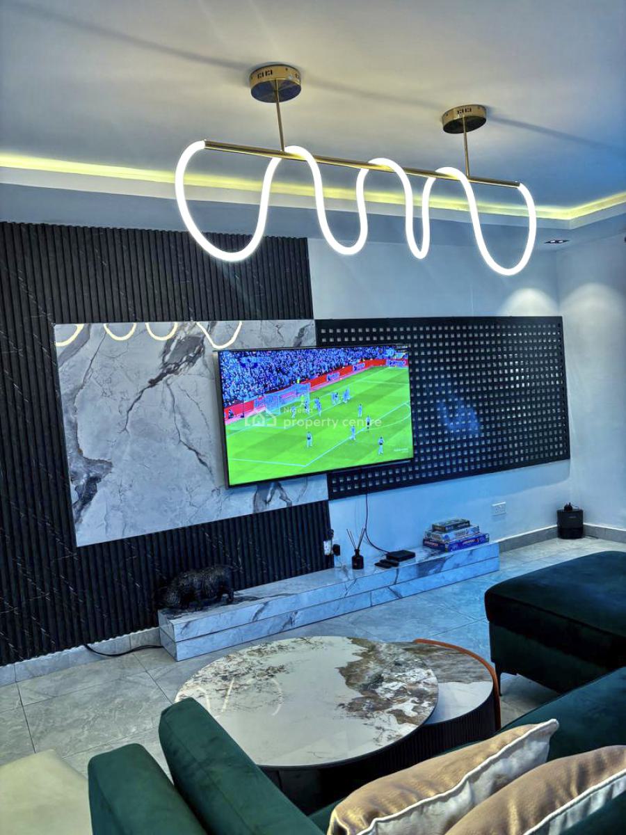 Luxury Furnished + Serviced 2 Bedroom Apartment, Lekki Phase 1, Lekki, Lagos, Flat / Apartment for Rent