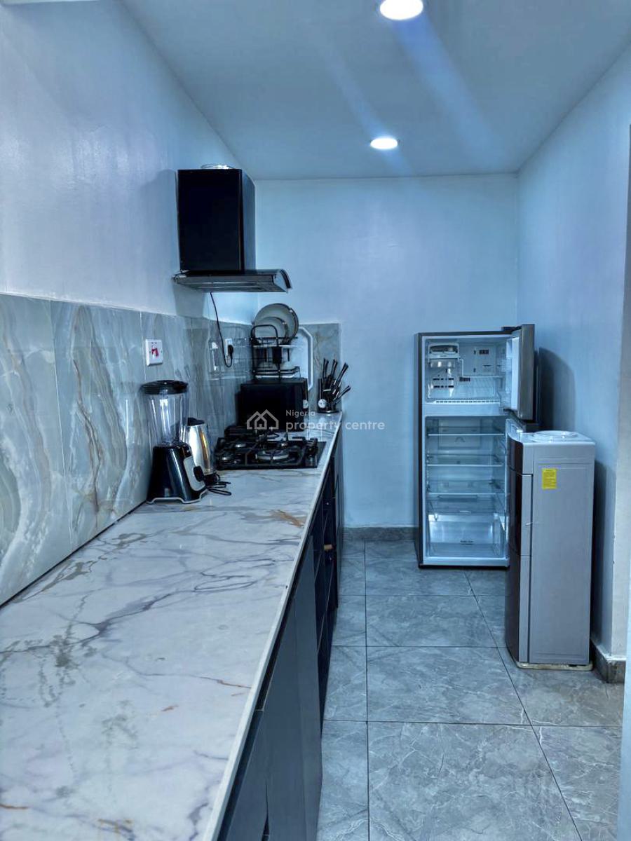 Luxury Furnished + Serviced 2 Bedroom Apartment, Lekki Phase 1, Lekki, Lagos, Flat / Apartment for Rent