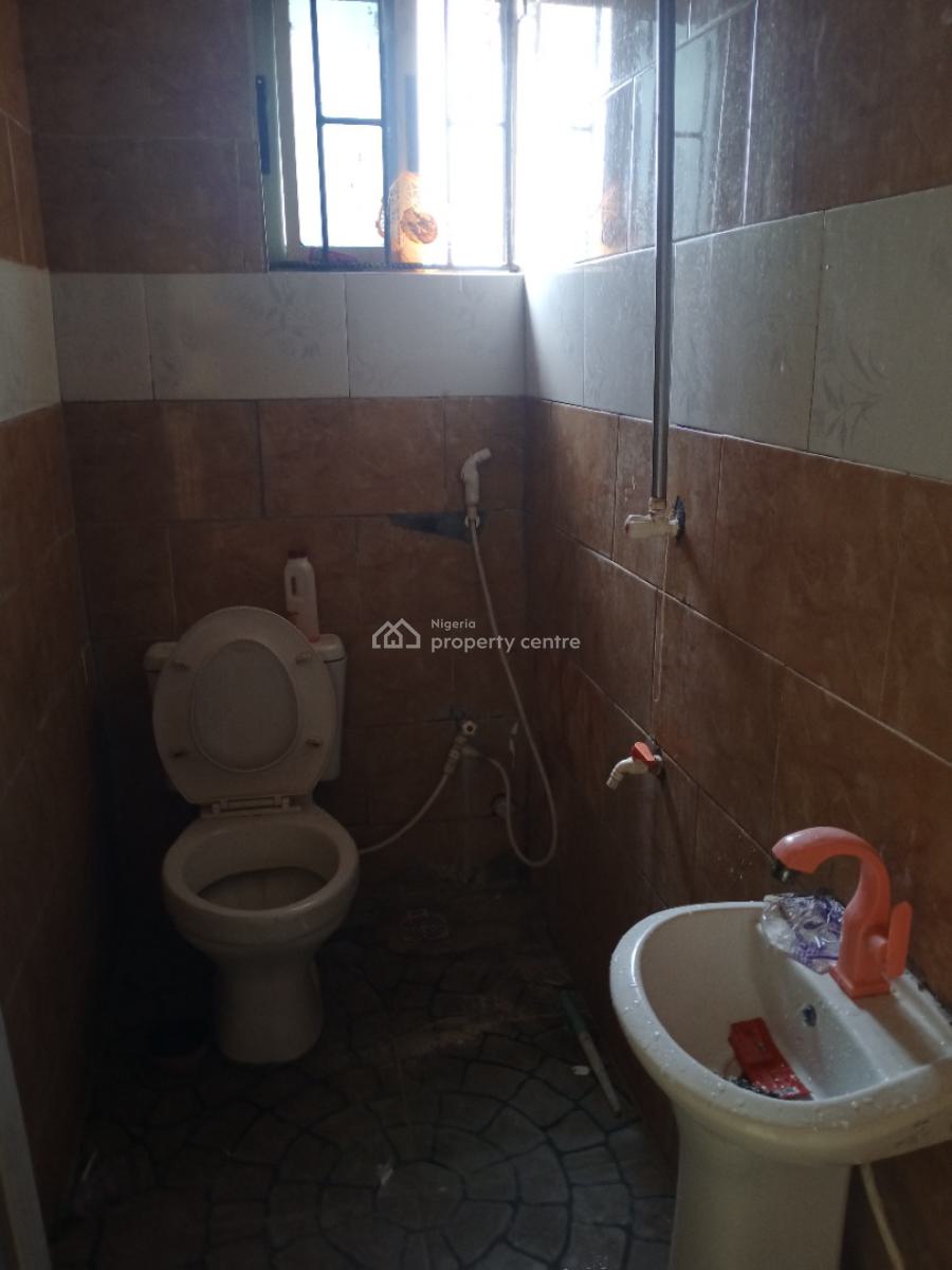 Luxurious 2 Bedroom Apartment  Upstairs, Nnpc Bus Stop Ibeju Lekki Lagos, Ibeju Lekki, Lagos, Flat / Apartment for Rent