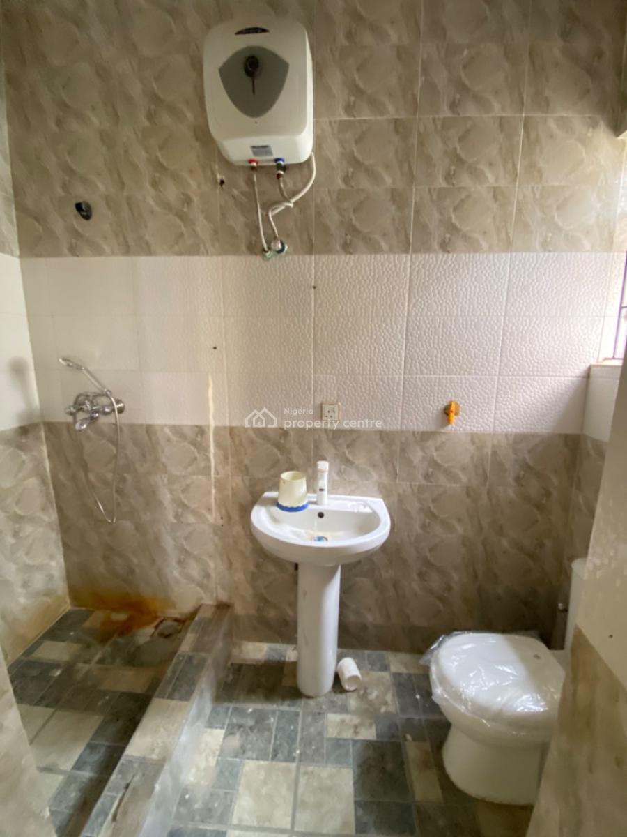 2 Bedroom Apartment Available at Lekki Phase 1, Lekki Phase 1, Lekki Phase 1, Lekki, Lagos, Flat / Apartment for Rent