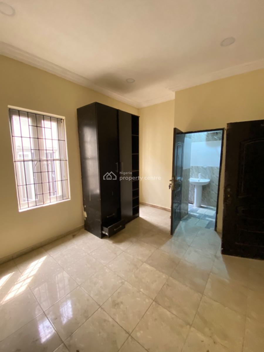2 Bedroom Apartment Available at Lekki Phase 1, Lekki Phase 1, Lekki Phase 1, Lekki, Lagos, Flat / Apartment for Rent