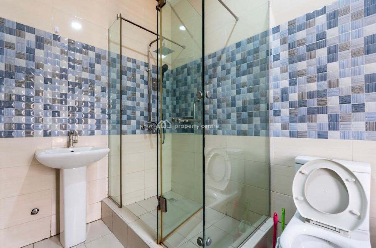 Alone in The Compound 4-bedroom Duplex, Ikate Elegushi, Lekki, Lagos, Detached Duplex Short Let