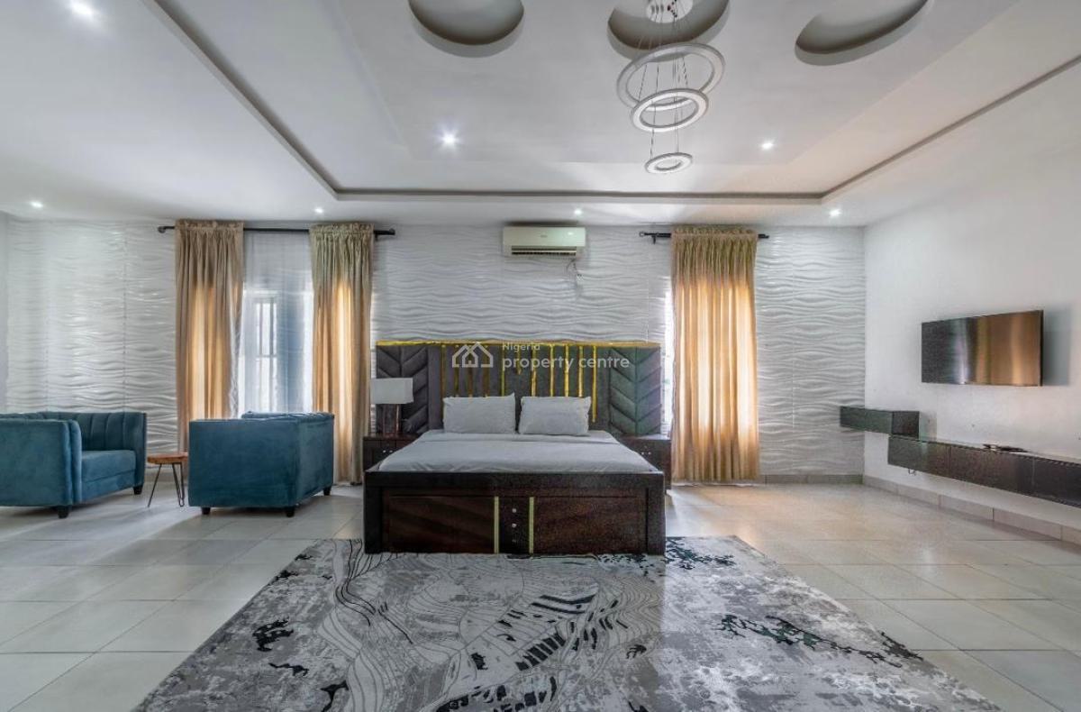 Alone in The Compound 4-bedroom Duplex, Ikate Elegushi, Lekki, Lagos, Detached Duplex Short Let