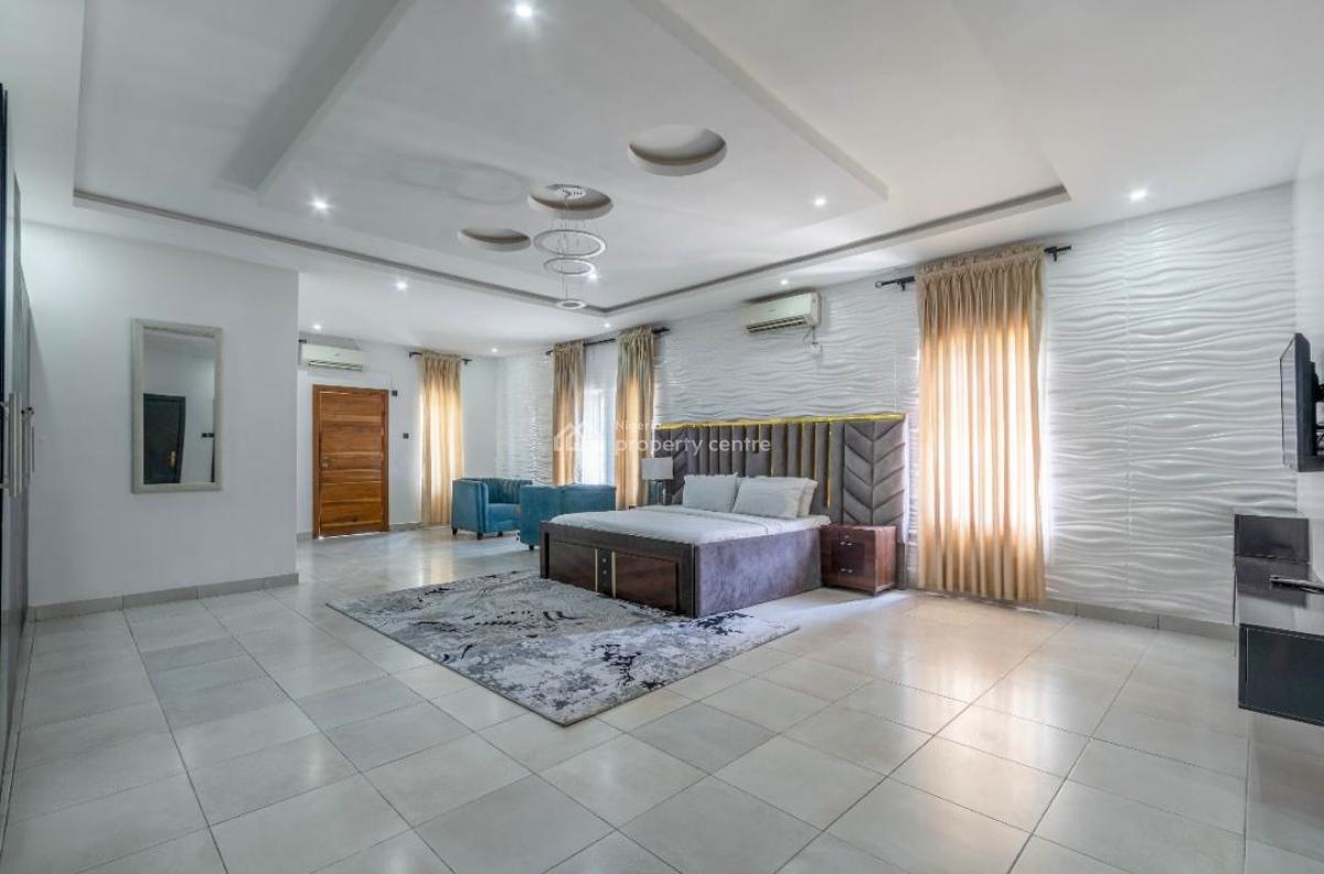 Alone in The Compound 4-bedroom Duplex, Ikate Elegushi, Lekki, Lagos, Detached Duplex Short Let