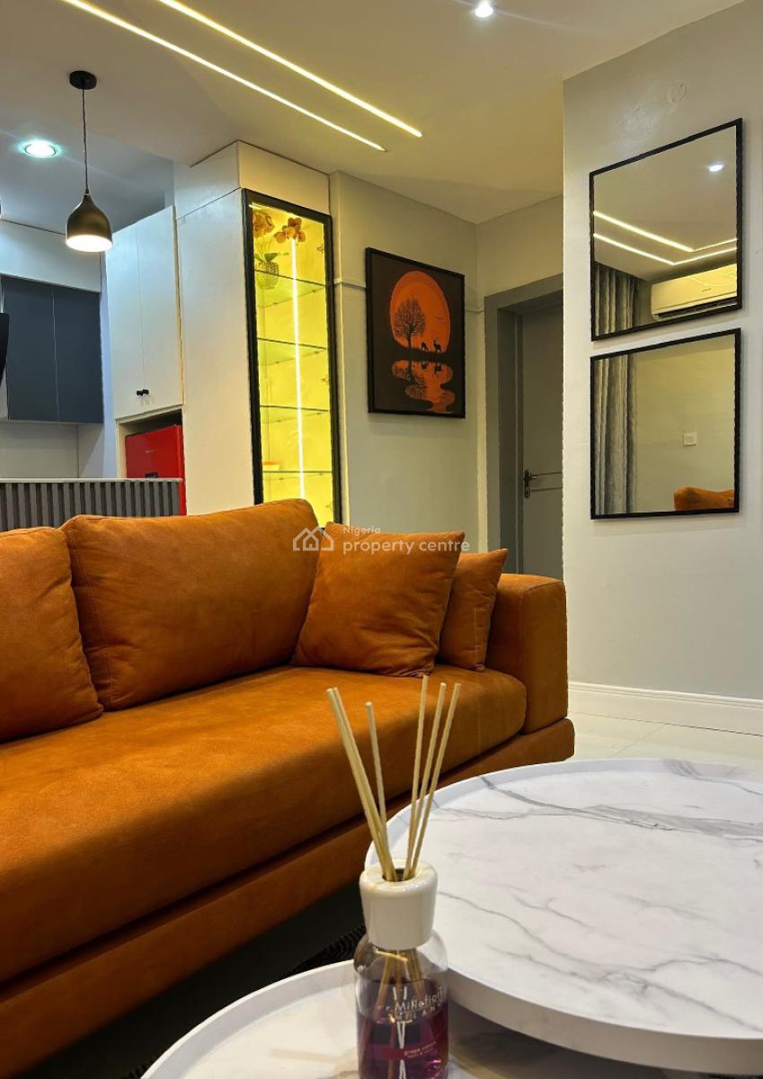 Luxury 1bedroom Apartment, Admiralty, Lekki Phase 1, Lekki, Lagos, Flat / Apartment Short Let