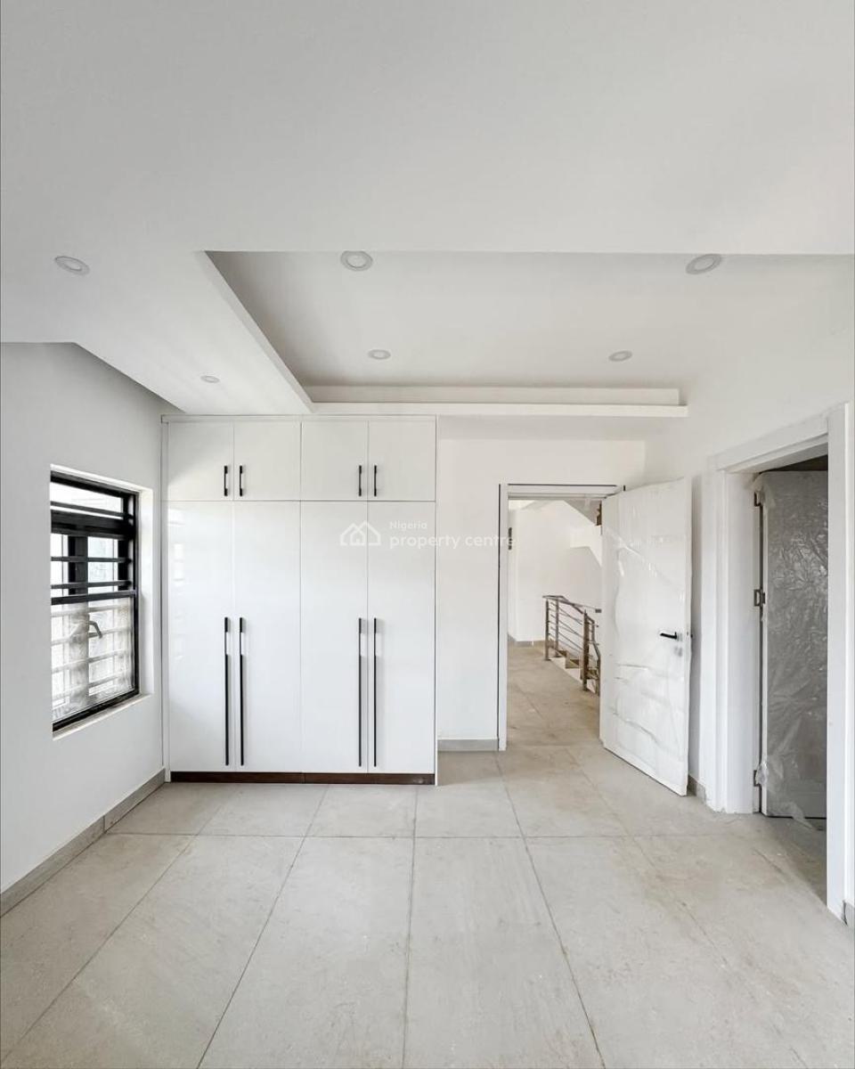 4-bedroom Detached Duplex- Guzape, Guzape District, Abuja, Detached Duplex for Sale
