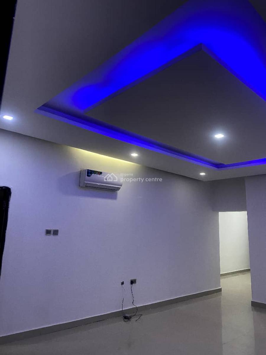Luxury 3 Bedrooms Flat with Excellent Facilities on Tarred Road, Life Camp, Abuja, Flat / Apartment for Rent
