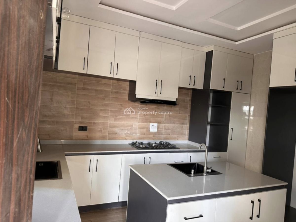 Luxury 5 Bedroom En-suite Duplex +bq, Along Nut, Lugbe District, Abuja, Detached Duplex for Sale