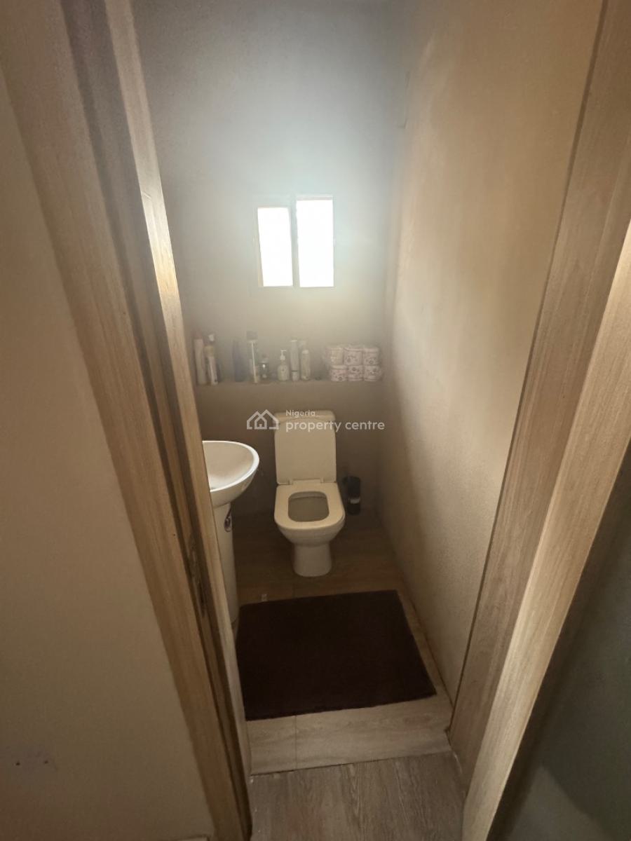 2 Bedroom Apartment, Adedapo Williams, Off Admiralty Way, Lekki Phase 1, Lekki, Lagos, Flat / Apartment for Rent