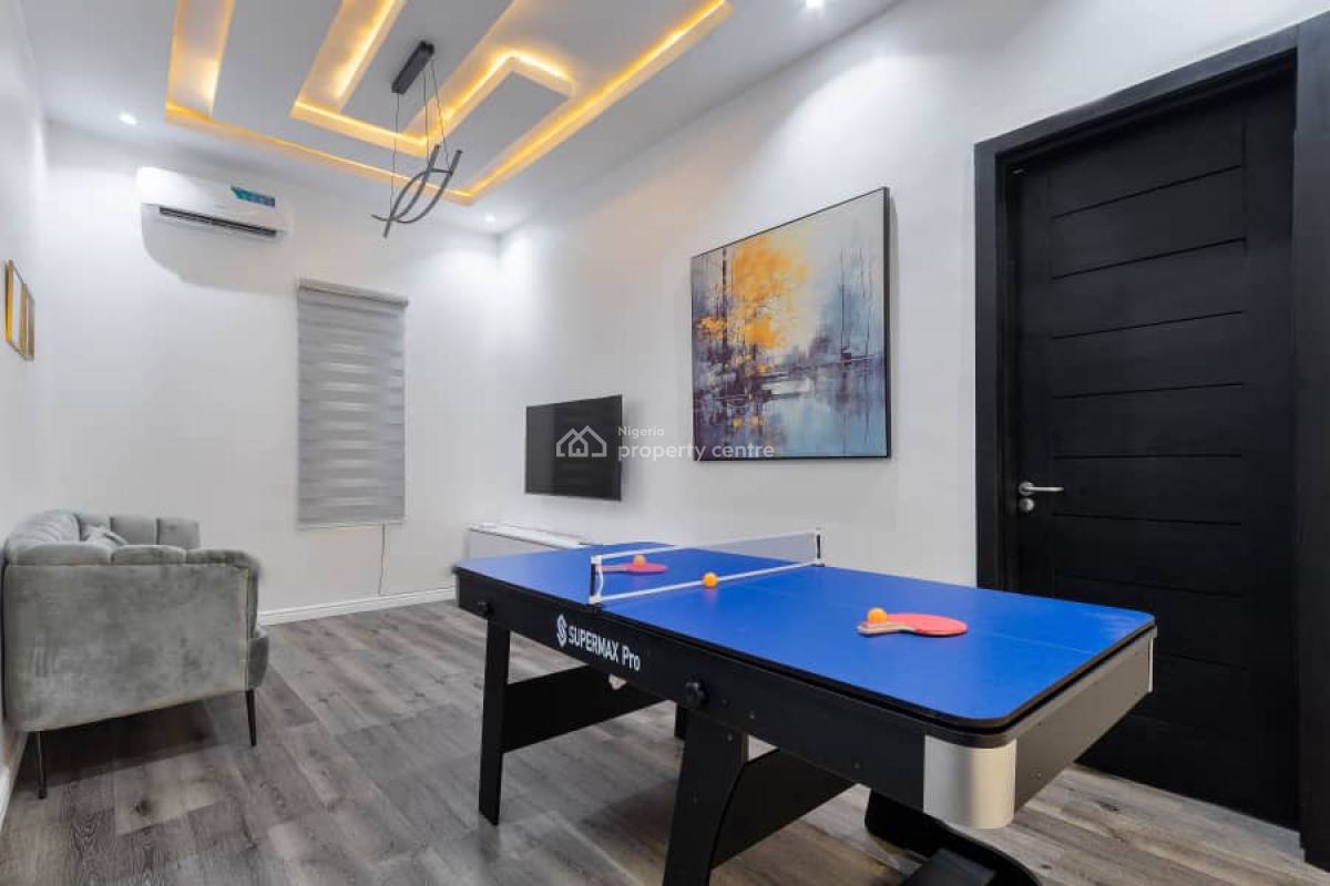 Exquisitely Furnished 2 Units of 3 Bedrooms at Lekki Phase1, Close to, Lekki Phase 1, Lekki, Lagos, Flat / Apartment Short Let