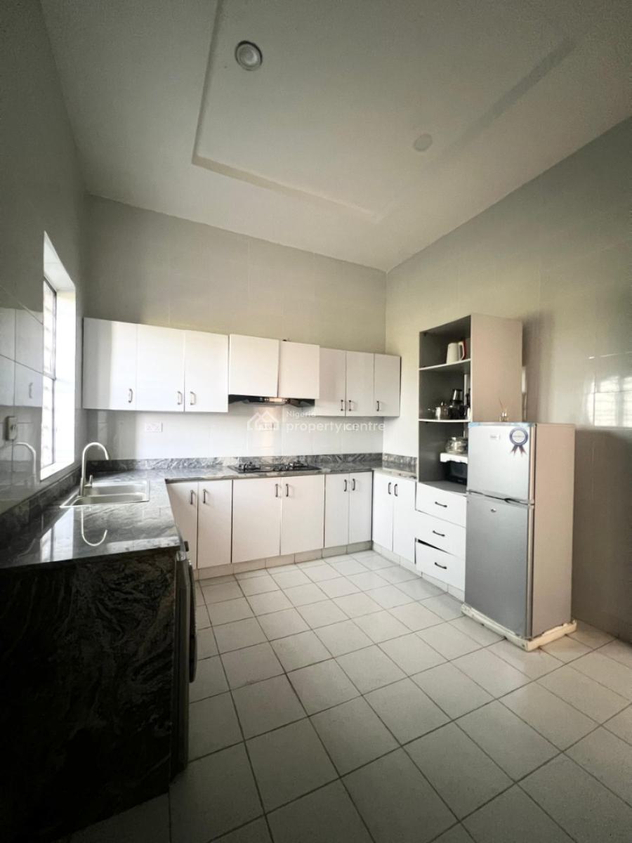 Classic 4 Bedroom Terrace Duplex in a Secure Estate, Orchid, Lekki, Lagos, Terraced Duplex for Sale
