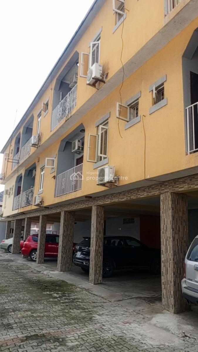 Serviced Miniflat with Bq, Murphy Agbabiaka Street, Agungi Road, Bridgegate Estate, Igbo Efon, Lekki, Lagos, Mini Flat (room and Parlour) for Rent