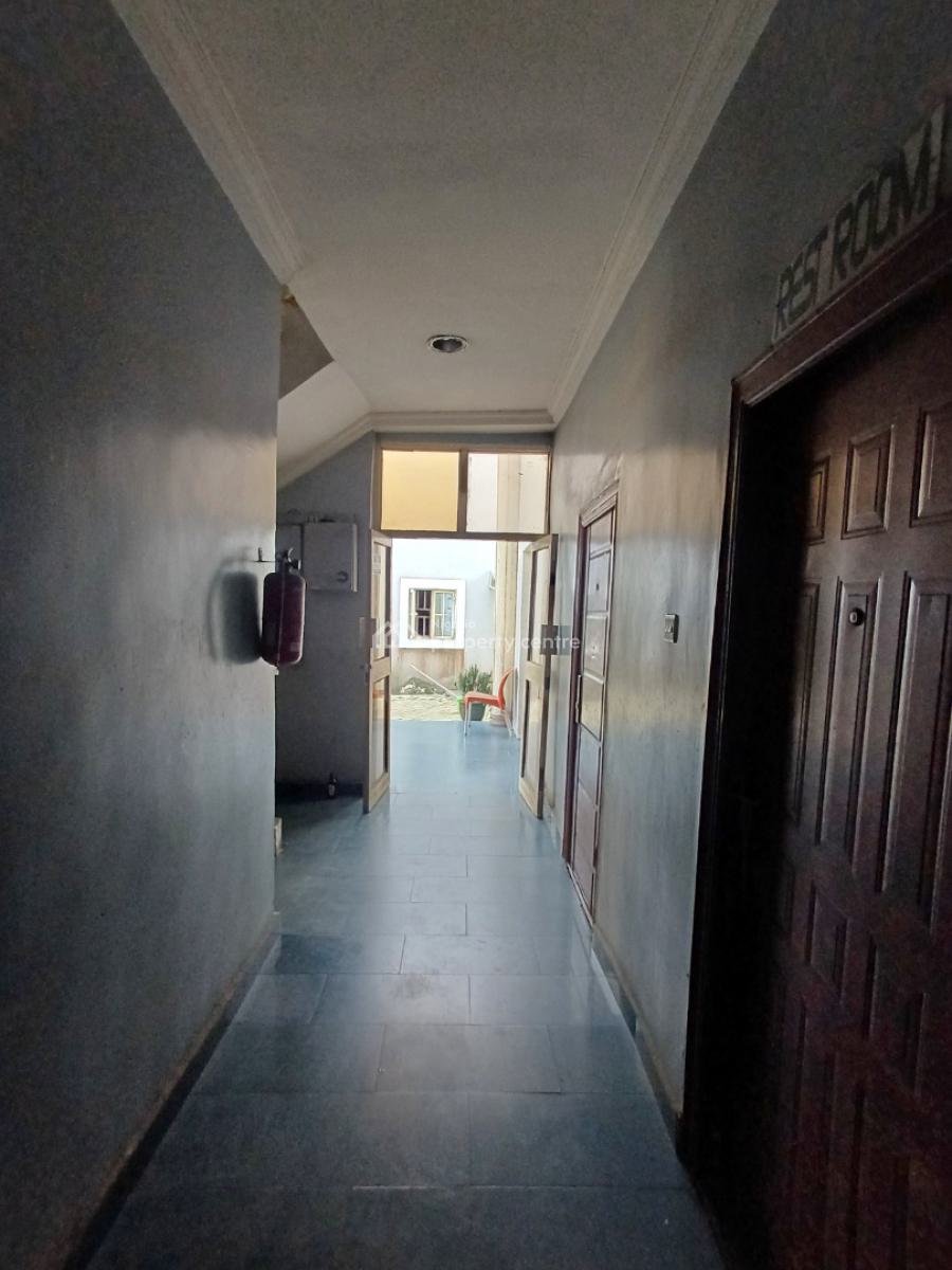 43 Rooms Hotel on a Major Road, East West Road, Port Harcourt, Rivers, Hotel / Guest House for Sale