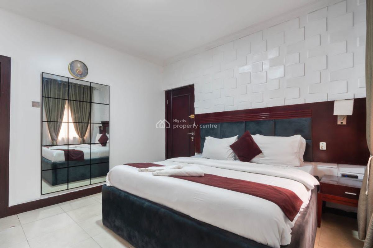 Luxury 2 Bedroom Apartment, Lekki Phase 1, Lekki, Lagos, Flat / Apartment Short Let