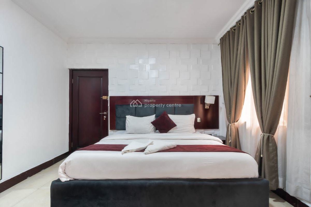 Luxury 2 Bedroom Apartment, Lekki Phase 1, Lekki, Lagos, Flat / Apartment Short Let