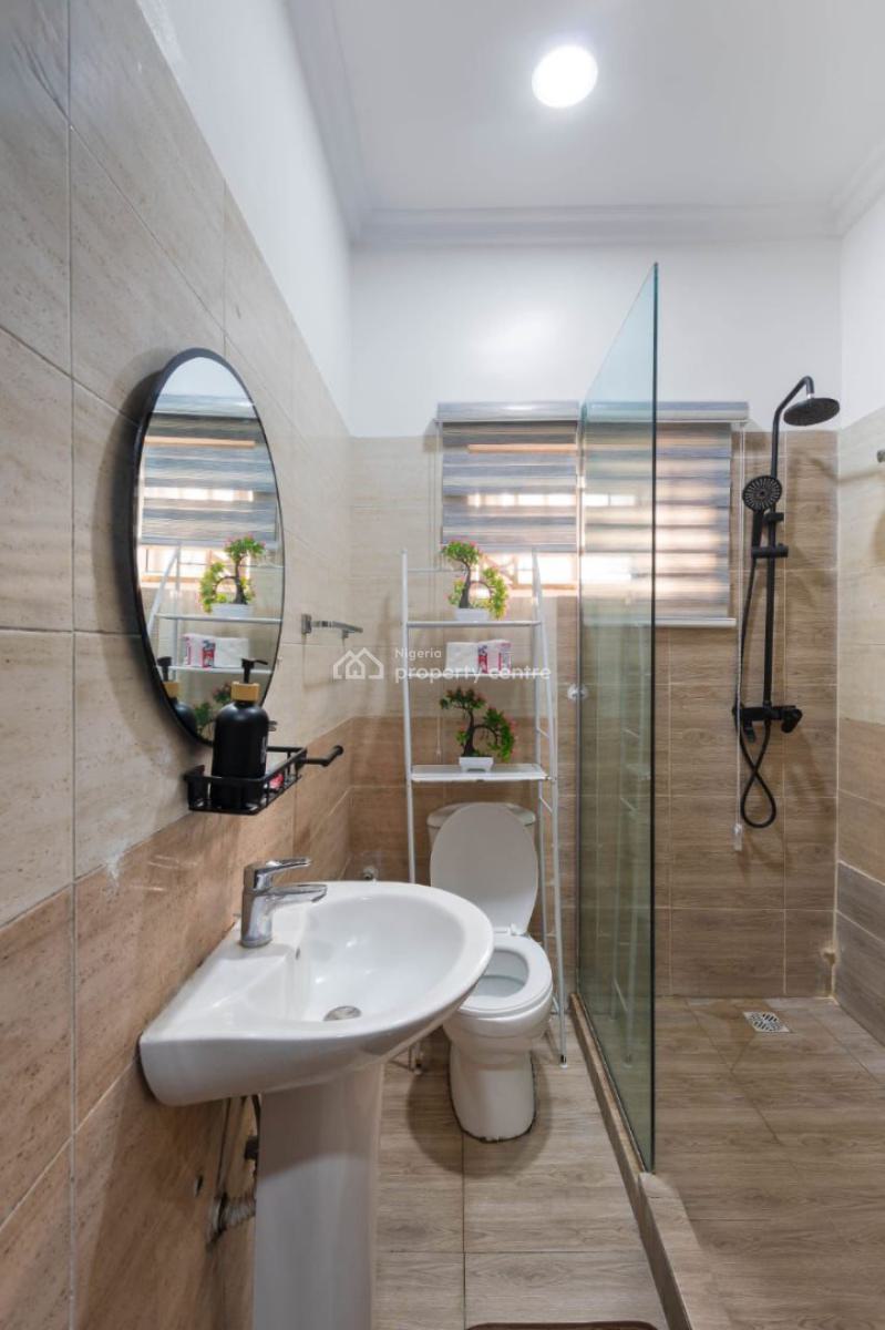 Luxury 2 Bedroom Apartment, Lekki Phase 1, Lekki, Lagos, Flat / Apartment Short Let