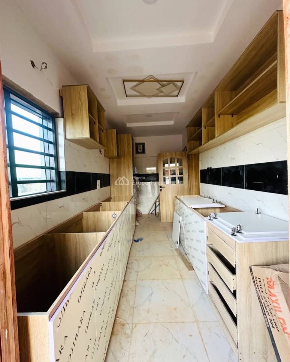 Lovely Built 4 Bedroom Semi Detached Duplex with Bq in Secure Estate, Gra Phase 1, Magodo, Lagos, Semi-detached Duplex for Sale