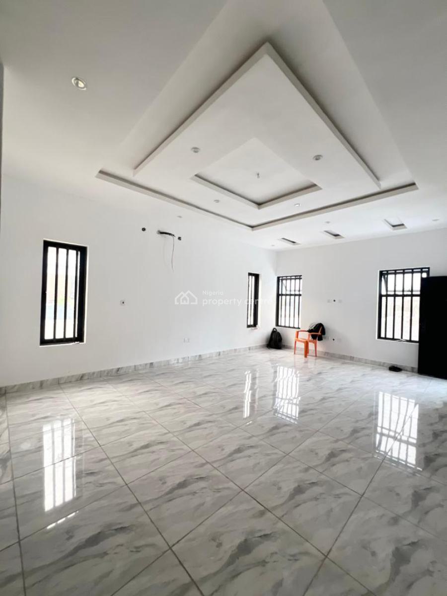 Classic 4bedroom Semi-detached  Duplex with Pool,bq in a Secure Estate, Ologolo, Lekki, Lagos, Semi-detached Duplex for Sale