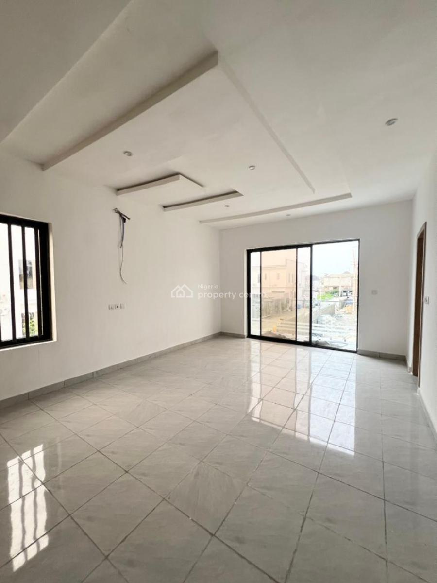 Classic 4bedroom Semi-detached  Duplex with Pool,bq in a Secure Estate, Ologolo, Lekki, Lagos, Semi-detached Duplex for Sale