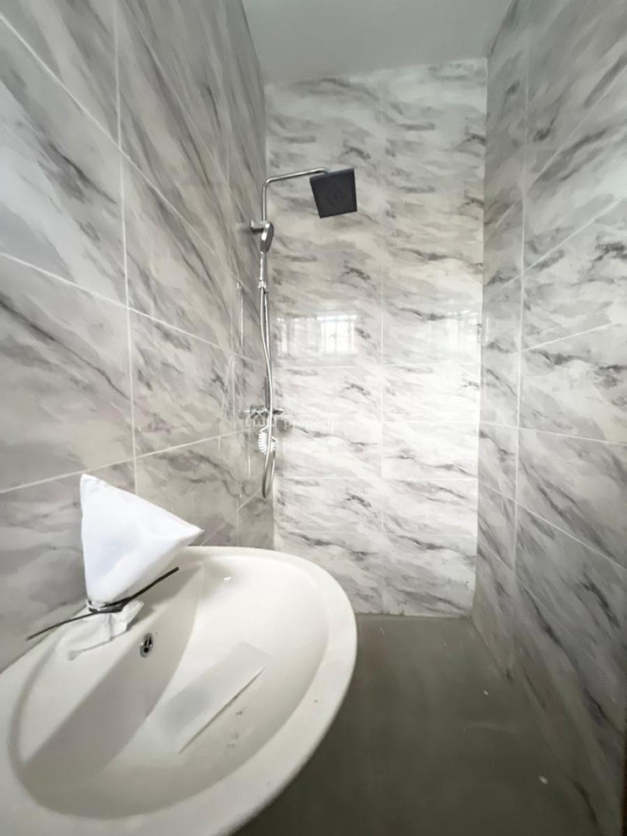 Classic 4bedroom Semi-detached  Duplex with Pool,bq in a Secure Estate, Ologolo, Lekki, Lagos, Semi-detached Duplex for Sale