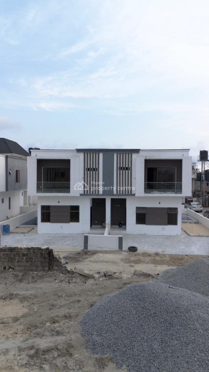 Classic 4bedroom Semi-detached  Duplex with Pool,bq in a Secure Estate, Ologolo, Lekki, Lagos, Semi-detached Duplex for Sale