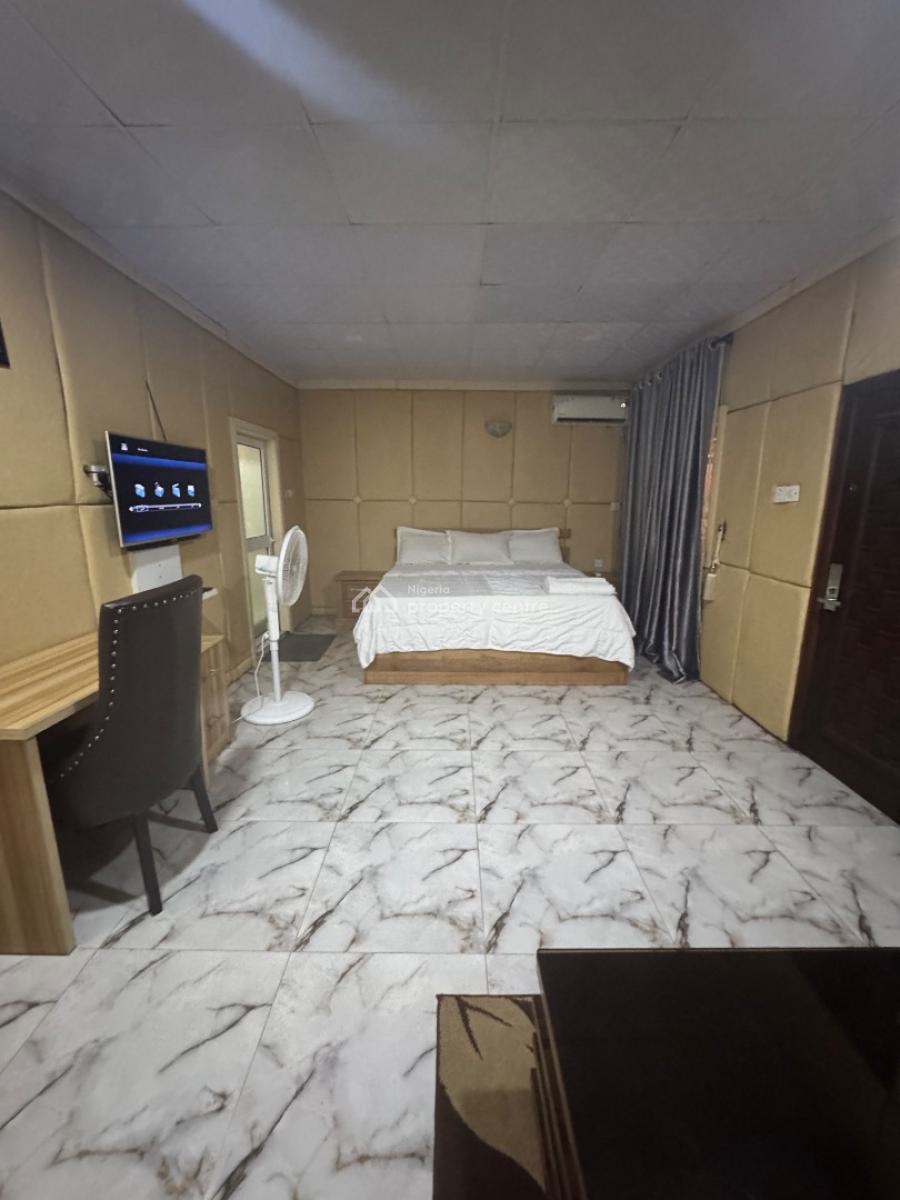 Spacious Studio Apartment in Victoria Island, Idejo Street Victoria Island, Victoria Island (vi), Lagos, Self Contain (single Rooms) Short Let