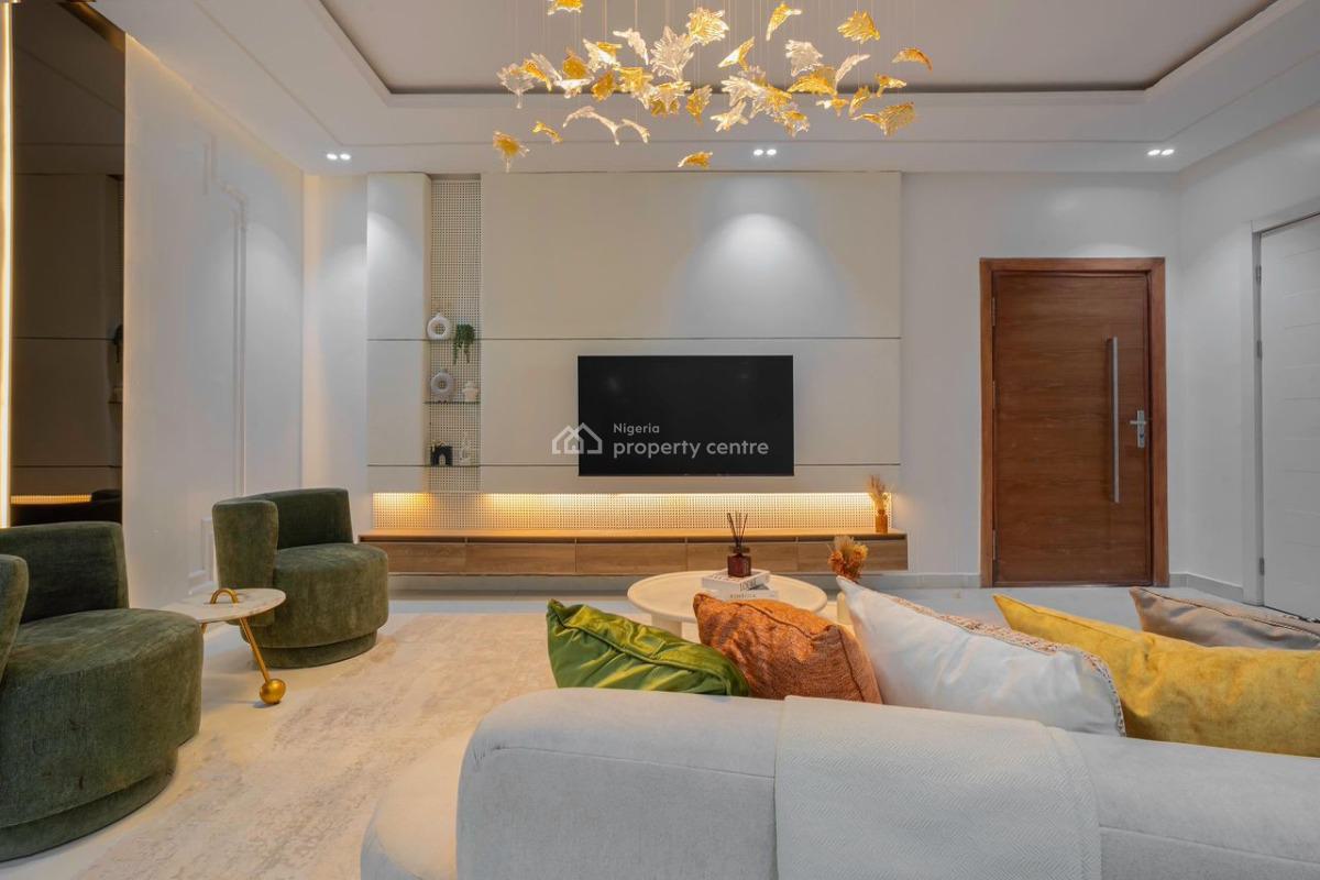 Luxury Fully Furnished 3 Bedroom Apartment, Ologolo, Lekki Phase 1, Lekki, Lagos, Flat / Apartment Short Let