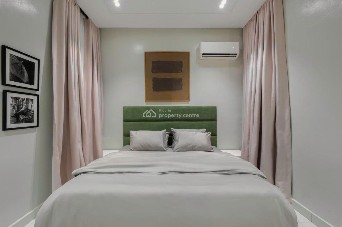 Luxury Fully Furnished 3 Bedroom Apartment, Ologolo, Lekki Phase 1, Lekki, Lagos, Flat / Apartment Short Let