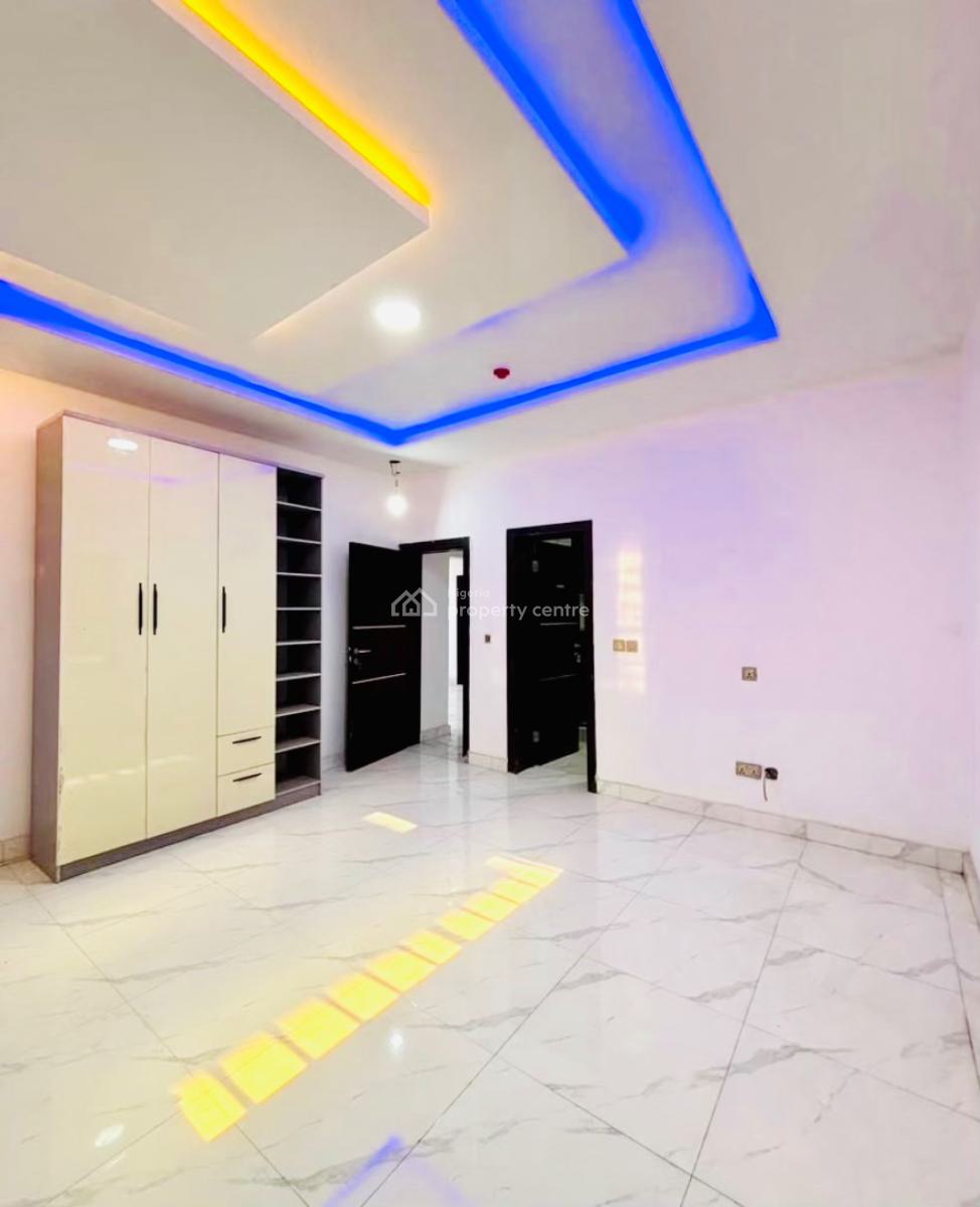 Luxury 2 Bedroom Serviced Apartment with Gym, Lekki Phase 1, Lekki, Lagos, Flat / Apartment for Rent