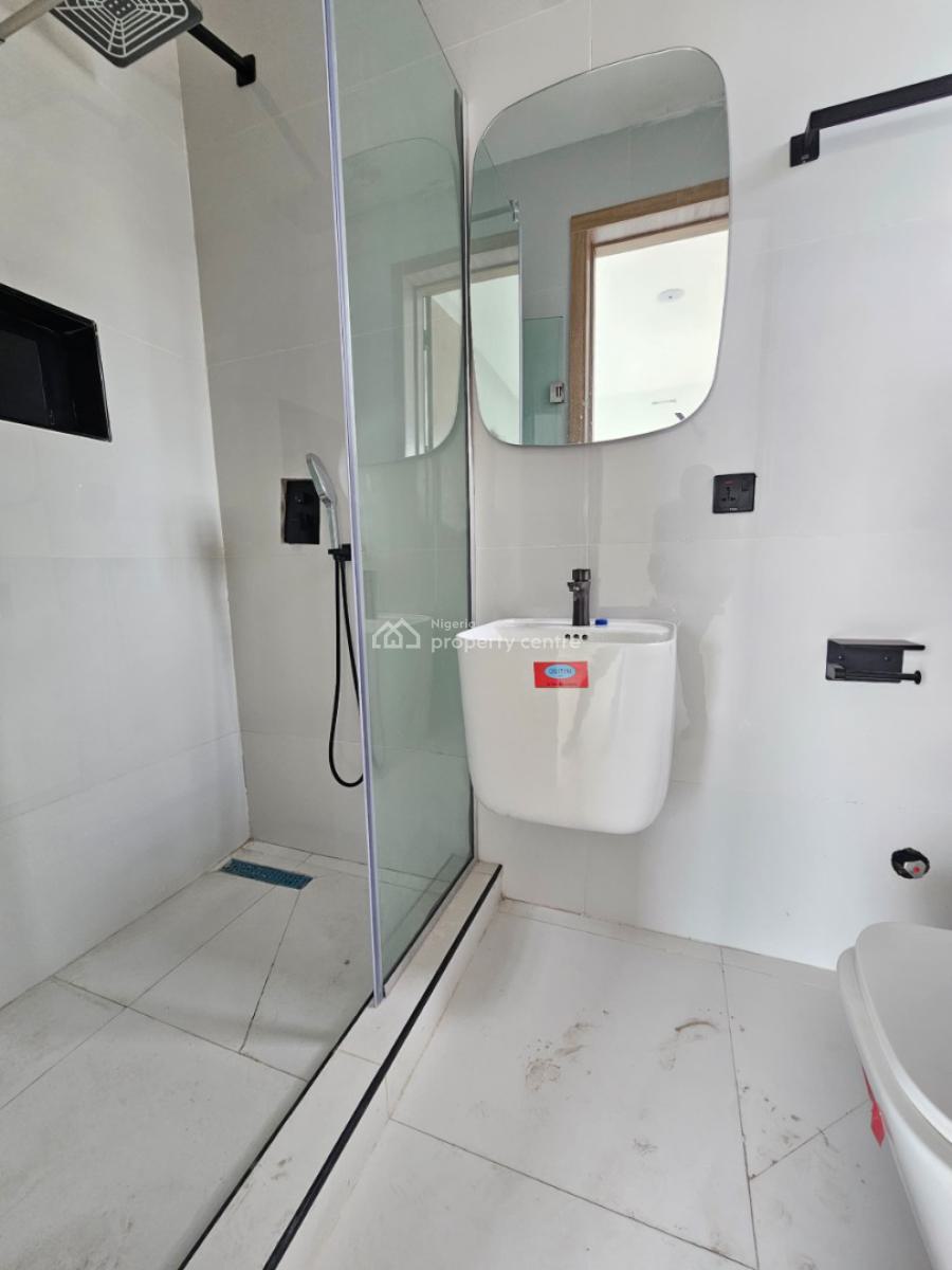 Classic 2 Bedroom Apartment with Pool, Ikate, Lekki, Lagos, Flat / Apartment for Sale