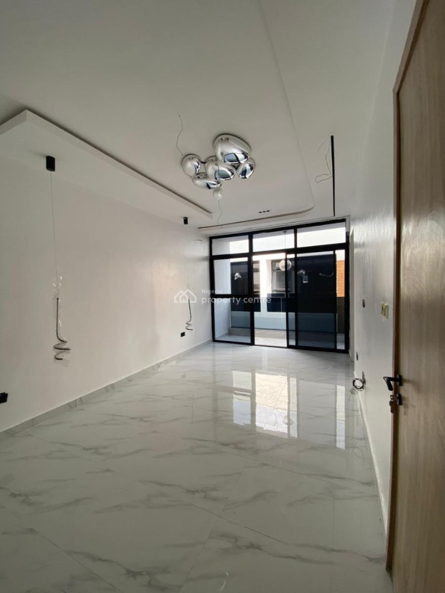 Exclusive 4 Bedroom Terraced Duplex with Bq, Pool & Gym., Lekki Phase 1, Lekki Phase 1, Lekki, Lagos, Flat / Apartment for Sale