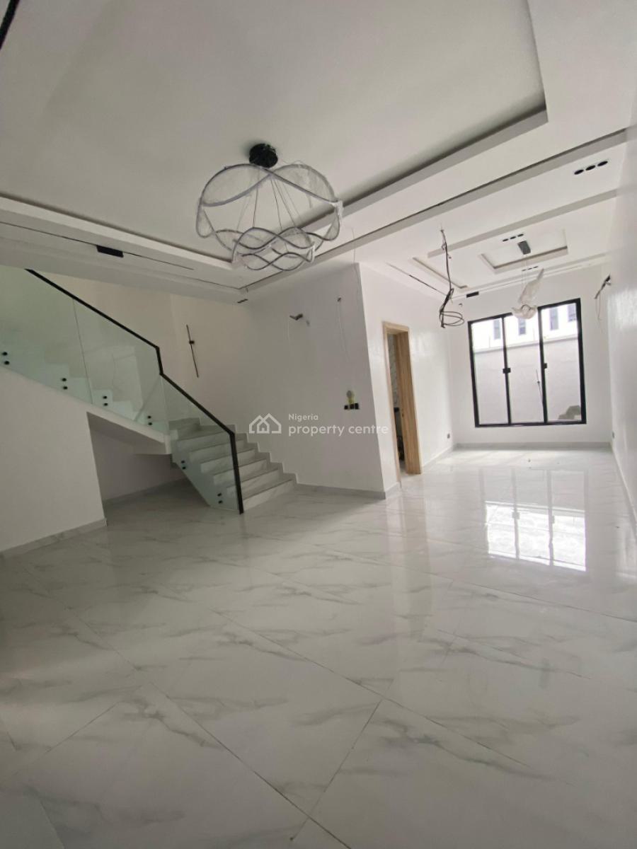 Exclusive 4 Bedroom Terraced Duplex with Bq, Pool & Gym., Lekki Phase 1, Lekki Phase 1, Lekki, Lagos, Flat / Apartment for Sale