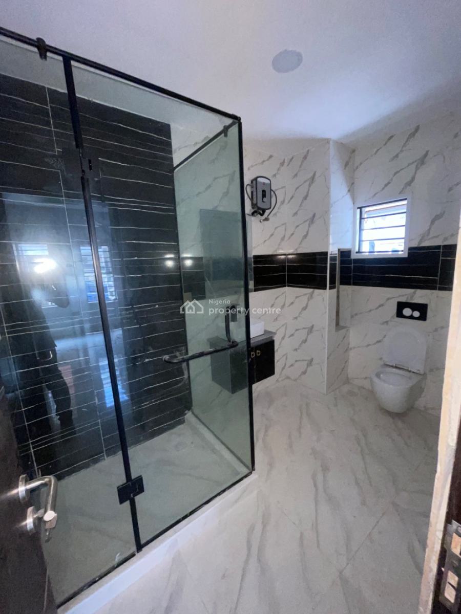 2 Bedroom, Off Freedom Way, Lekki Phase 1, Lekki, Lagos, Flat / Apartment for Rent