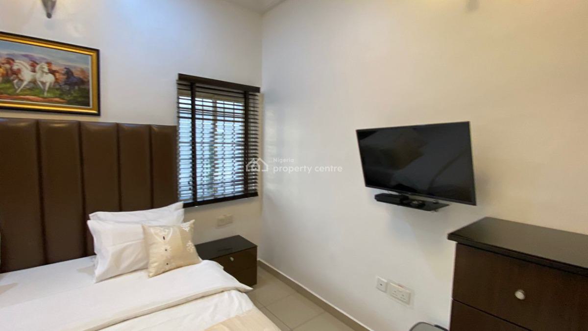 Fully Furnished 1-bedroom Apartment, Ikeja, Lagos, Mini Flat (room and Parlour) for Rent