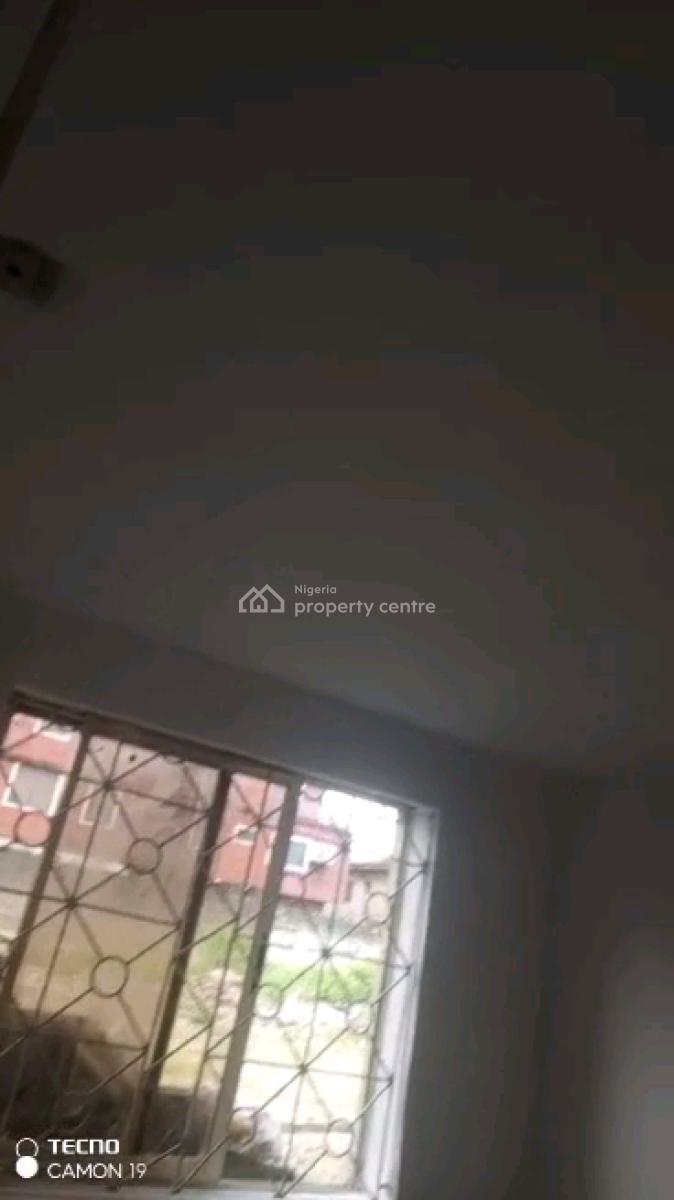 Newly Renovated Mini Flat  with 2 Toilets and Bath, Ibukunolu Street, Akoka, Yaba, Lagos, Mini Flat (room and Parlour) for Rent