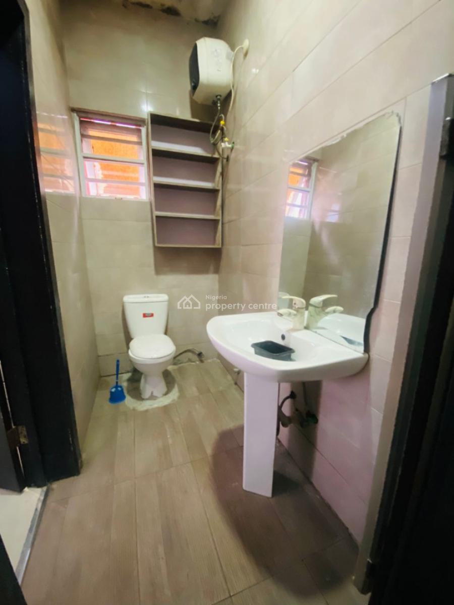 Semi Master Bedroom Shared Apartment in Ikate Elegushi, Ikate, Lekki, Lagos, House for Rent