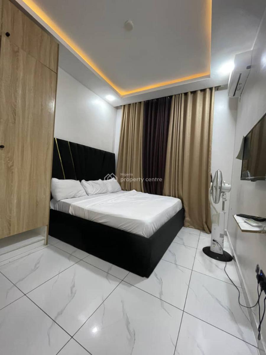 Fully Furnished, Spacious and Serviced 2 Bed Apartment, Ologolo, Lekki Lagos, Lekki, Lagos, Flat / Apartment for Rent