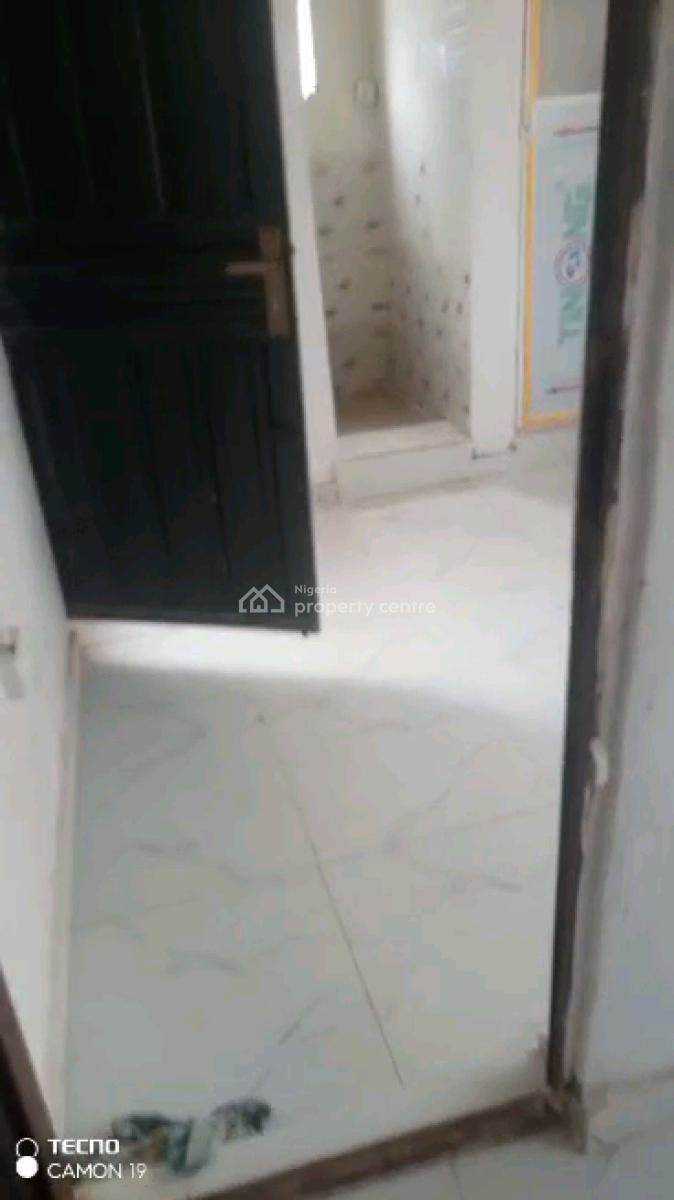 Newly Renovated Mini Flat  with 2 Toilets and Bath, Ibukunolu Street, Akoka, Yaba, Lagos, Mini Flat (room and Parlour) for Rent