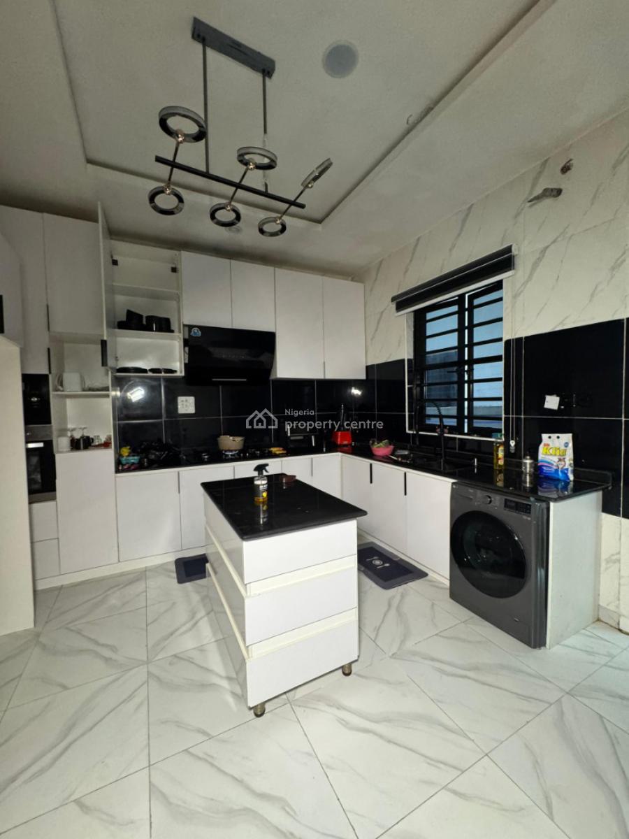 Well Maintained Unfurnished 4 Bedroom Semi  Detached Duplex, Vgc, Lekki, Lagos, Semi-detached Duplex for Sale