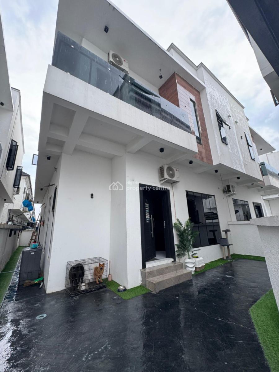 Well Maintained Unfurnished 4 Bedroom Semi  Detached Duplex, Vgc, Lekki, Lagos, Semi-detached Duplex for Sale
