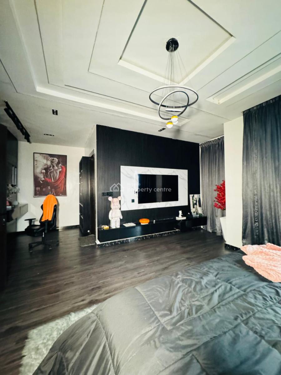 Well Maintained Unfurnished 4 Bedroom Semi  Detached Duplex, Vgc, Lekki, Lagos, Semi-detached Duplex for Sale