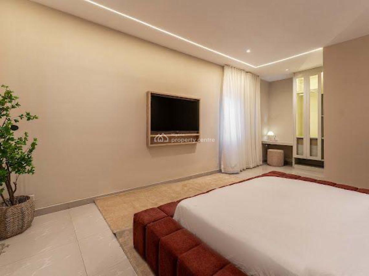 Luxury 3 Bedroom Apartment with All Round Balconies, Pool and Gym, Lekki Phase 1, Lekki, Lagos, Flat / Apartment Short Let