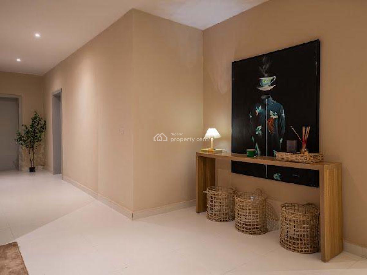 Luxury 3 Bedroom Apartment with All Round Balconies, Pool and Gym, Lekki Phase 1, Lekki, Lagos, Flat / Apartment Short Let