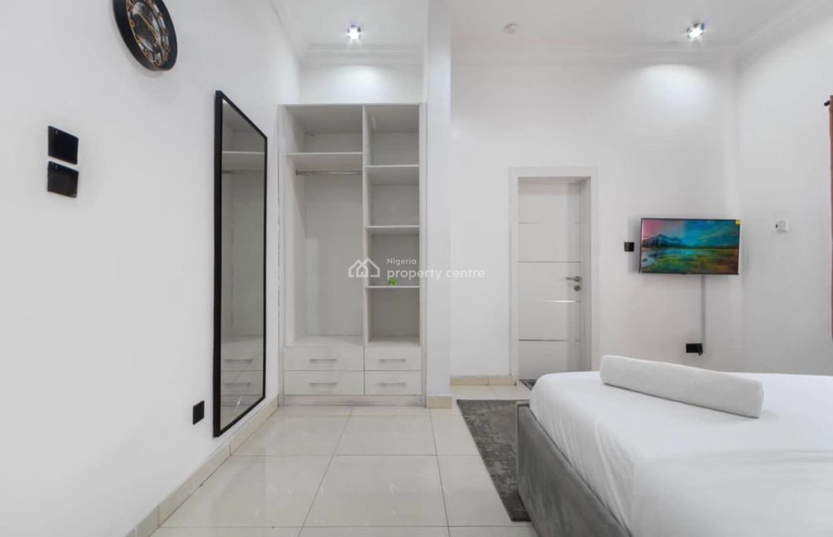 Our Newly Launched 3 Bedroom Apartment with Ps5, Pool, Snooker, Lekki Phase 1, Lekki, Lagos, Flat / Apartment Short Let
